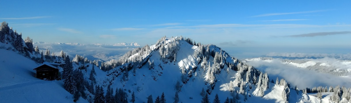 Bild von einem schneebedeckten Berg